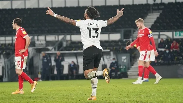 milli-futbolcu-kazim-kazim-irkci-saldiriya-ugradi-1614525309249.jpeg Milli futbolcu Kazım Kazım ırkçı saldırıya uğradı!-2