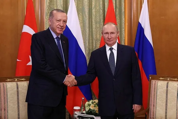 baskan-erdogan-socide-rusya-lideri-putin-ile-bir-araya-geldi-1659736168988.jpeg