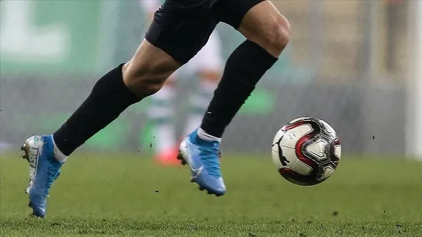 SON DAKİKA: Türk futbolunda gündem karantina süresi! Hangi ülke Kovid-19'lu futbolculara kaç gün karantina uyguluyor?-9