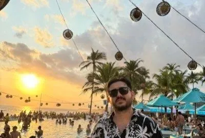 Bali tatilinde scooter ile kaza geçiren gençler ile ilgili gerçek ortaya çıktı! Yalan haberle gündem oldular! Eski paylaşımı şaşkınlık yarattı