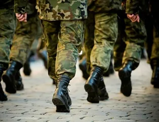 Yeni askerlik sistemi personel için avantajlı olacak