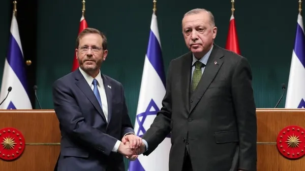son-dakika-baskan-erdogan-israil-cumhurbaskani-ile-gorustu-kurban-bayrami-tebrigi-1657211450997.jpg Son dakika: Başkan Erdoğan, İsrail Cumhurbaşkanı ile görüştü! Kurban bayramı tebriği-3