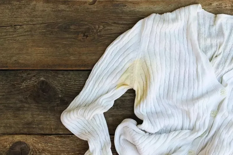 lekelere-elveda-deodorant-izlerini-aninda-cikaran-yontem-1737552959448.jpeg (Takvim Foto Arşiv)