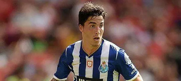 Galatasaray, Josue'yi KAP'a bildirdi