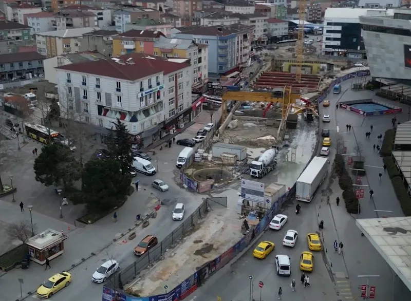 algi-belediyeciligi-tam-gaz-imamoglunun-acilis-toreni-duzenledigi-sancaktepe-sultanbeyli-metro-hattinin-insaat-1710590616375.jpg Algı belediyeciliği tam gaz! İmamoğlu'nun açılış töreni düzenlediği Sancaktepe-Sultanbeyli Metro Hattının inşaatının bitmediği ortaya çıktı-6