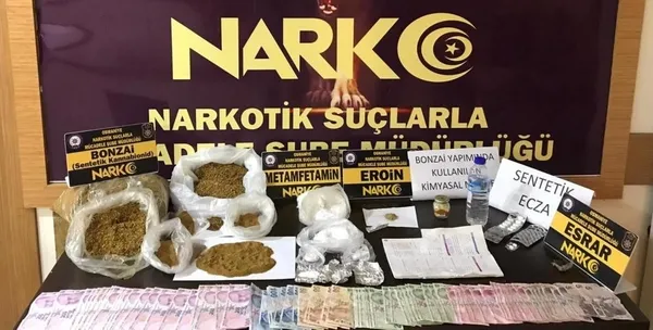 300-bin-liralik-uyusturucu-ele-gecirilen-ev-sahibi-her-yerde-araniyor-1619589039415.jpg 300 bin liralık uyuşturucu ele geçirilen ev sahibi her yerde aranıyor-2