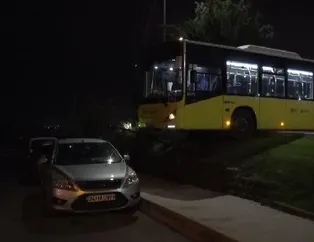 Sultangazi’de İETT otobüsü kaldırımda asılı kaldı