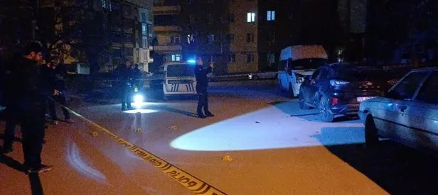 Park halindeki araca kurşun yağmuru