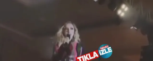 Hadise’den sahnede bebek açıklaması: Bizde çok isteriz bir çocuk