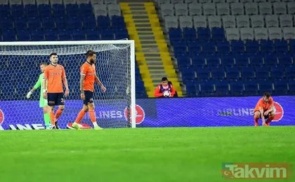 Başakşehir-Göztepe maçına damga vuran fotoğraf!