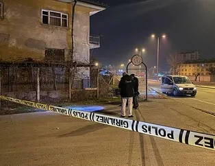 Kan donduran olay! 4 kişi etrafını sarıp bıçakladı