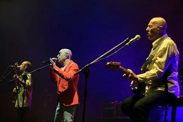 saygi-albumu-mfoye-konser-teklifi-yagdi-mazhar-alanson-ve-fuat-guner-gelen-konser-tekliflerini-geri-ceviriyor-1693087668071.jpeg Saygı albümü! MFÖ’ye konser teklifi yağdı: Mazhar Alanson ve Fuat Güner gelen konser tekliflerini elinin tersiyle itti-3