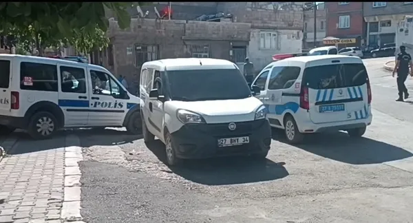 1688372927642.jpg Gaziantep'te katliam gibi kavga! Husumetli iki aile birbirine girdi: Ölü ve yaralılar var-5