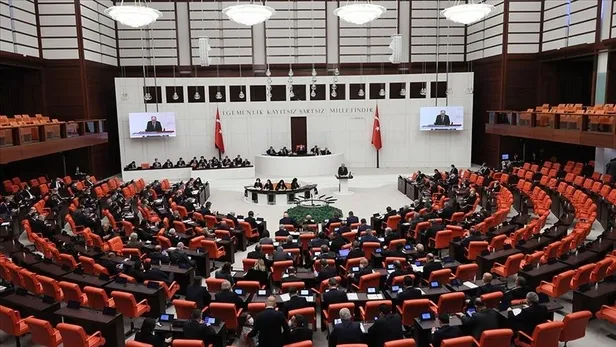 Dar gelirlilere destek paketi! Öğrenim kredisi borçlarının faizleri siliniyor-9