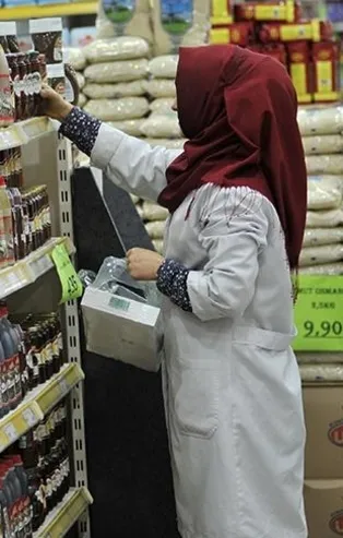 Gerçek indirim devletin marketinde! Vatandaşın yüzü güldü