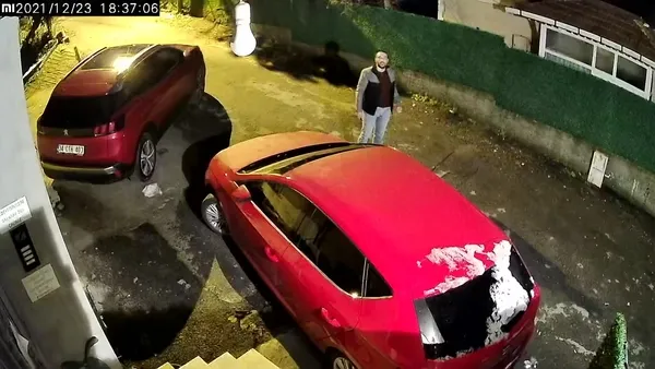 arabayi-neden-buraya-park-ettin-deyip-bicakladi-1650971582342.jpg ‘Arabayı neden buraya park ettin’ deyip bıçakladı-2