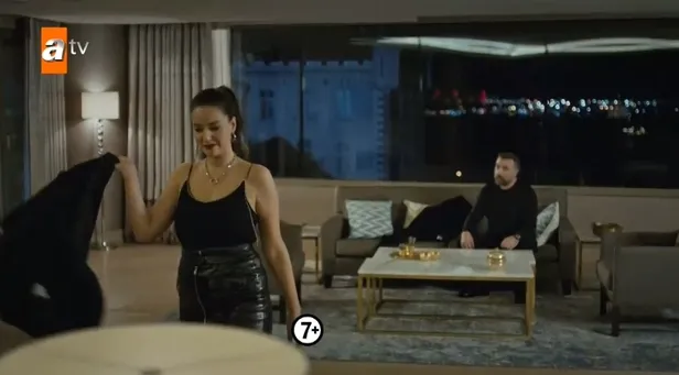 edhoda-ortalik-fena-karisiyor-176-bolum-fragmani-yayinda-olmek-istemiyorsaniz-oradan-cikmayin-ilyas-1607888491953.jpg EDHO'da ortalık fena karışıyor! 176. bölüm fragmanı yayında! "Ölmek istemiyorsanız oradan çıkmayın İlyas"-5