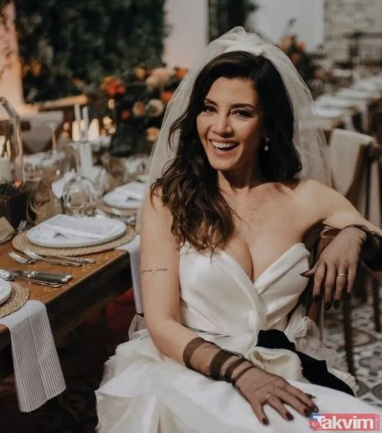 Gökçe Bahadır bornozuyla kamera karşısına geçti! Emir Ersoy’un biricik eşine bakın hem küvet hem yatak pozuyla sosyal medyayı salladı - 4