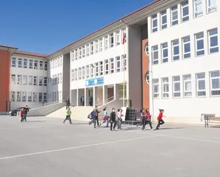 Aksarayda insanlık ayıbı! Otizmli çocukları yuhaladılar...