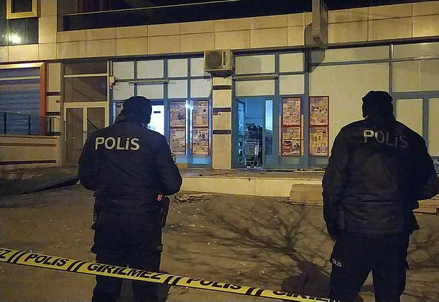 Arnavutköy'de bir markete el yapımı patlayıcı atıldı!-2