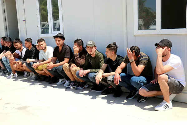 son-dakika-icisleri-bakani-suleyman-soylu-duyurdu-kacak-gocmenlerle-mucadelede-2-yeni-adim-1654762069272.jpg SON DAKİKA! İçişleri Bakanı Süleyman Soylu duyurdu! Kaçak göçmenlerle mücadelede 2 yeni adım-3