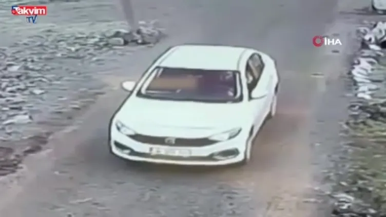 Ankara’da muhtarın araçları kundaklandı: O anlar kamerada