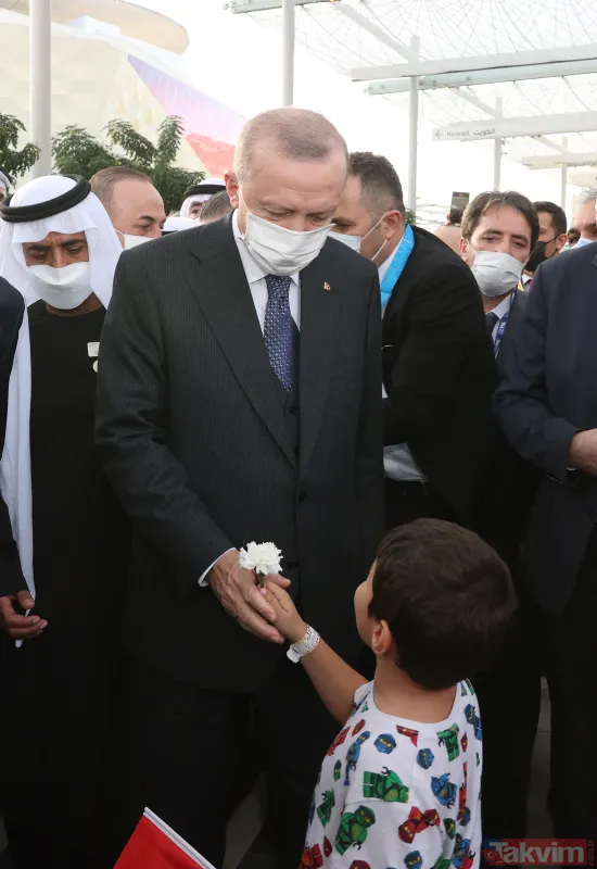 Başkan Recep Tayyip Erdoğan Dubai'de: Türk bayrakları ve mehteran takımlı coşkulu karşılama - 11
