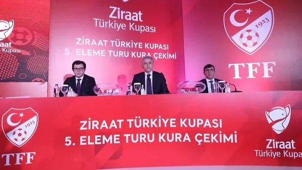 futbolun-kalbi-turkuvaz-medyada-atacak-ztkda-kura-heyecani-derbi-ihtimali-belirdi-1674548845051.jpg Ziraat Türkiye Kupası'nda çeyrek ve yarı final heyecanı A Spor'da! ZTK'da eşleşmeler belli oldu: Fenerbahçe, Galatasaray ve Trabzonspor...-8