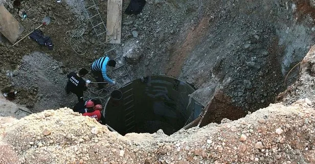 Adana’da su kuyusu açmaya çalışan 2 işçi toprak altında kaldı