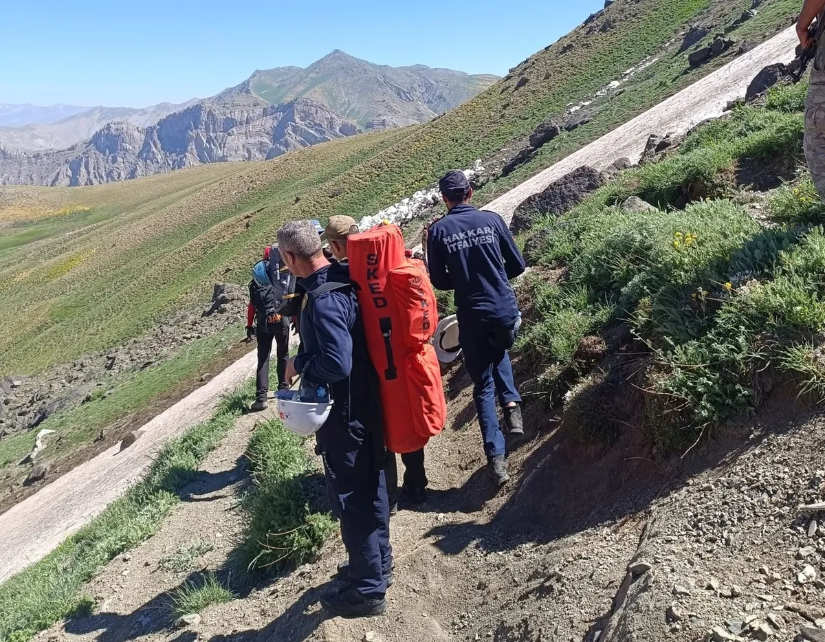 hakkaride-kaybolan-dagci-yuksel-isikin-cansiz-bedeni-bulundu-1784462861723.jpeg Hakkari'de kaybolan dağcı Yüksel Işık'tan acı haber! Cilo Sat Dağı'nda 5 gün sonra cansız bedeni bulundu-5