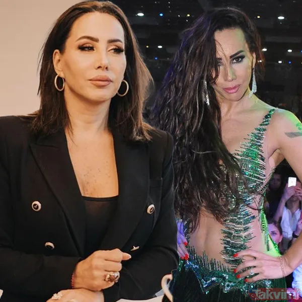 Gerçek Adı Onur Çakmak Olan Asena, 1995 Yılında Mustafa Topaloğlu'nun Yardımlarıyla Sahne İle Tanıştı.