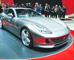 2.2 milyonluk Ferrari Ekim’de geliyor