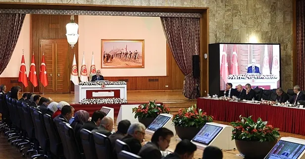 Komisyonda İmralı notları okundu... Kilit mesele Suriye konusu! Elebaşı Abdullah Öcalan ne dedi?