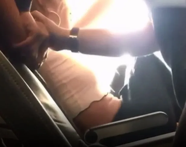 Dalaman uçağında olay çıkaran Chloe Haines'e ömür boyu uçuş yasağı-2