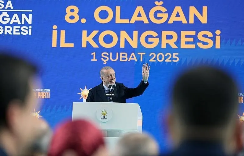 Başkan Erdoğan, AK Parti Manisa 8. Olağan İl Kongresi'ne katıldı (Fotoğraf: AA) 