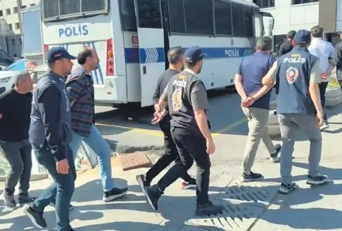 104 fenomen gözaltında