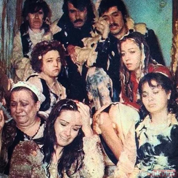 Adile Naşit'le Münir Özkul’un minik kızıydı... Gülen Gözler'in Hasret'i Lale Ilgaz’ın son hali ortaya çıktı! “Yıllar acımasız davranmış” - 4