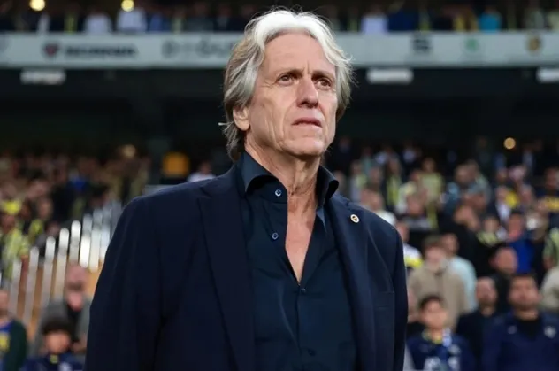 TAKVİM 22 Ekim'de yazmıştı! Başkan Ali Koç, başarılı hoca Jorge Jesus ve eşiyle yeni sözleşme görüşmesi yaptı