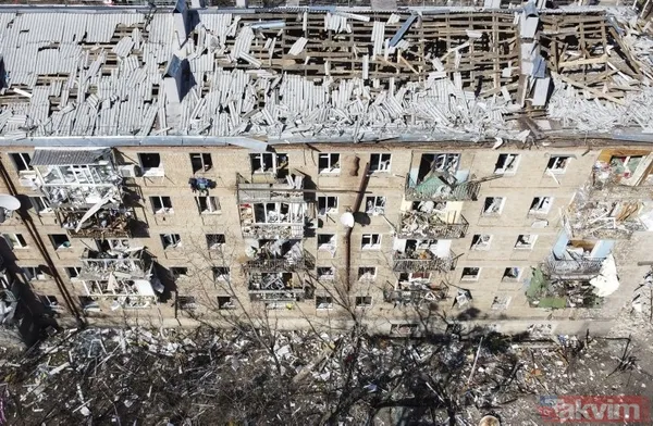 Kiev'de AVM bombalandı! Rusya-Ukrayna savaşında dehşet kareleri... - 12