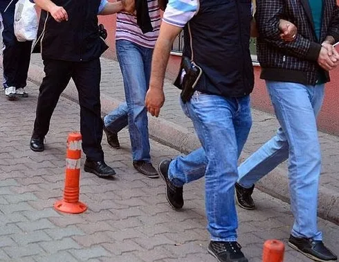 FETÖ’nün ‘hizmet hattı’na dev operasyon!