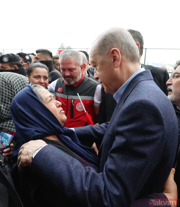 Başkan Recep Tayyip Erdoğan Hatay'ı ziyaret etti: Hem kalbimizle hem gözümüzle hem ziyaretlerimizle Hatay'ın yanında yer almayı sürdüreceğiz - 18