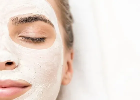 cildiniz-boyle-gorunuyorsa-3-sebebi-var-30-gunde-gozenek-kucultmenin-sirri-verildi-1719407053680.jpeg 30 günde gözenek küçültmenin sırrı verildi! Cildiniz böyle görünüyorsa 3 sebebi var!-7