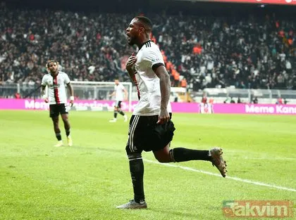 Beşiktaş - Galatasaray maçında Yedlin’den Fatih Terim’e Mesut Özil tepkisi
