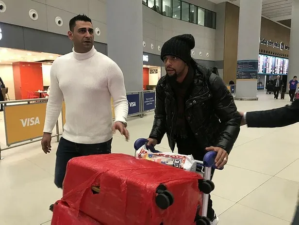 Galatasaray'ın eski oyuncusu Felipe Melo İstanbul'da! Taraftara Fenerbahçe mesajı-1