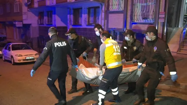 Küçükçekmece'de kadın cinayeti: Tartıştığı karısını defalarca bıçaklayıp öldürdü-3