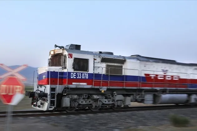 Bakan müjdeyi verdi! Ankara-Tahran tren seferleri 14 Ağustos'ta yeniden başlıyor