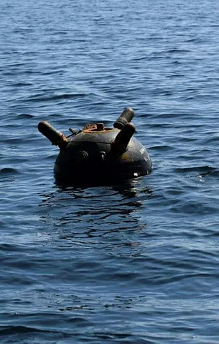 İstanbul Boğazı'nda serseri mayın tehlikesi! TCG Nusret'in komutanı anlattı! Bu mayınlar gemi batırabilir mi?