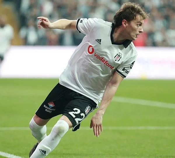 Beşiktaş yönetiminden flaş Adem Ljajic kararı! Yeni sezonda kadroda olacak mı?-3