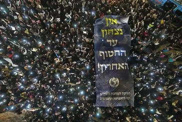 Tel Aviv’de Netanyahu’ya isyan