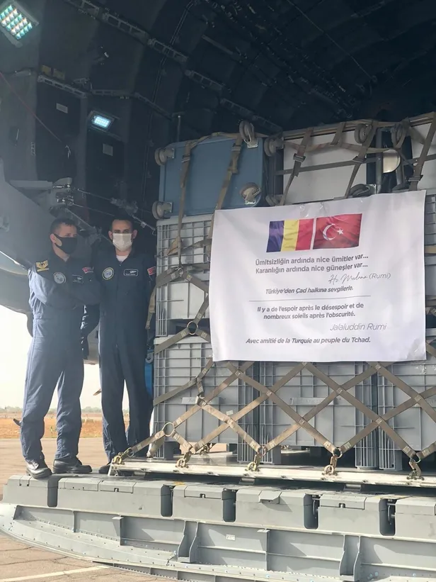Tıbbi yardım malzemesi taşıyan Türk uçağı Çad'a indi-3